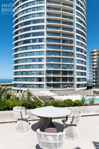 Apartamento En Alquiler, Torre Lobos, Punta Del Este, Playa Brava.