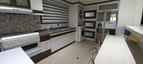 Imagen 9 de 18 de En Venta Hermoso Apartamento Totalmente Amoblado En La Urb. San Jacinto 04243368365