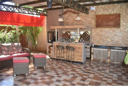 Imagen 3 de 9 de Vendo Casa Con Piscina Y Amplio Patio En San Juan Del Paraná Centro