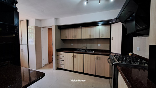 Venta De Apartamento. Urb Calicanto Resd Villa El Parque