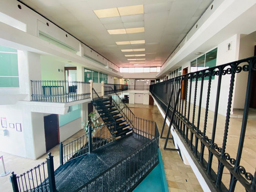 Edificio En Venta 1,600m2 En Toluca
