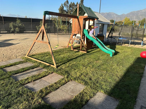 Hermosa Parcela Con 2 Casas En Venta De 5d 3b En Quillota