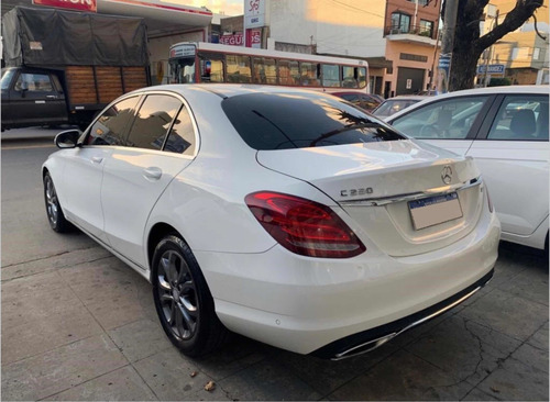 Imagen 4 de 9 de Mercedes-benz Clase C 2017 1.8 C250 City Automania