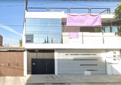 Edificio De Oficinas En Venta En Santa Cruz Buenavista - Puebla.