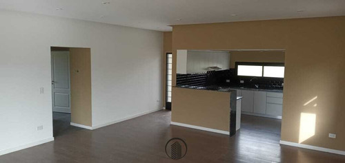Casa A La Venta En Barrio Cerrado Santo Tomas