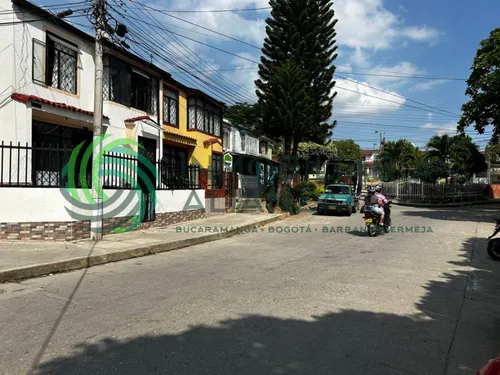 Lote En Venta En El Llanito. Cod V61645