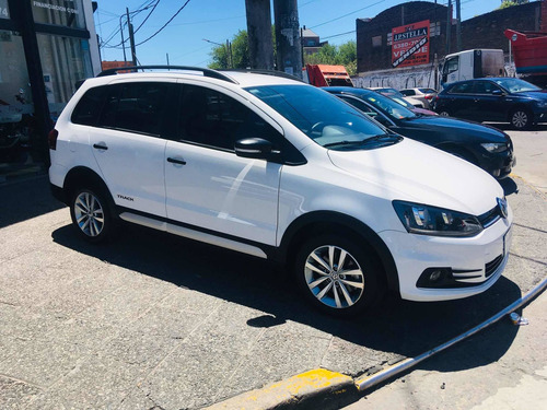 Volkswagen Suran 2019 1.6 Track