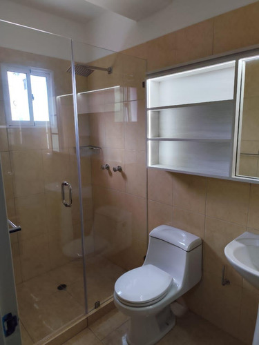 Fernando & Yosmar En Alquiler Lujoso Apartamento En La Chimeneas Res Montecarlo, Remodelado Amoblado