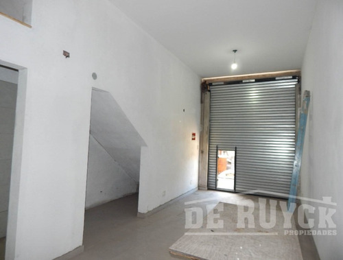 Local Con Vivienda En Venta En Florencio Varela Oeste