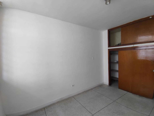Imagen 9 de 9 de Apartamento En Alquiler En San Miguel. Maracay 04128900222