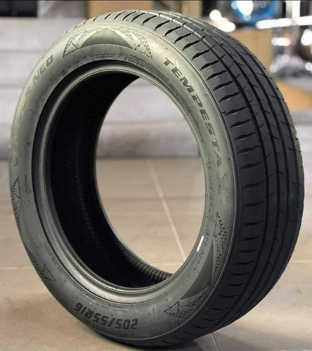 Caucho 205/65r15 Vitour