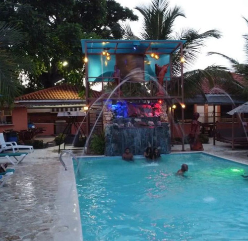 Imagen 2 de 10 de Alquileres De Villas Aventour Rd - San Cristobal
