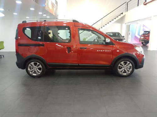Imagen 9 de 25 de Renault Kangoo Stepway 1.5 Dci 0km Oferta Entrega Ya Opor Gr