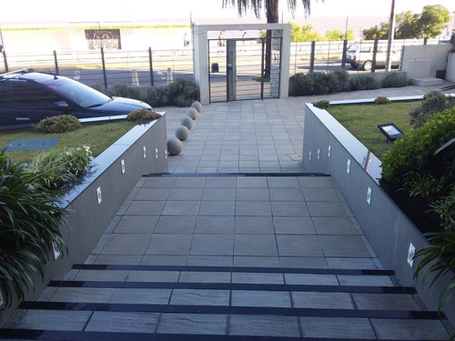 Venta Apartamento 1 Dormitorio Malvín Con Terraza Y Patio