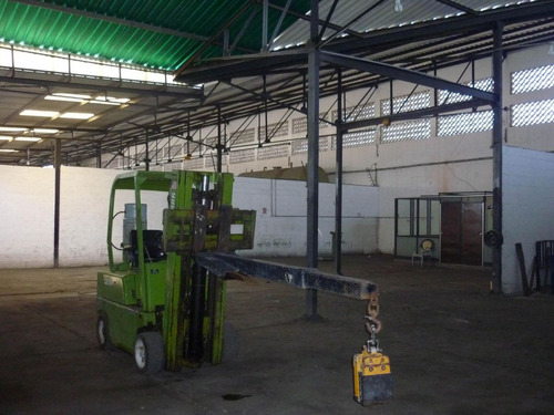 Amplio Galpon En Venta Zona Industrial San Miguel Maracay Deposito Area Oficina Precio Negociable Estef 23-5740