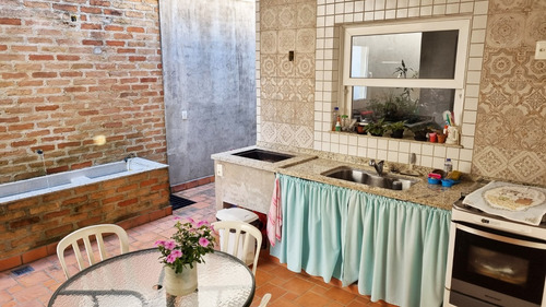 Refúgio Exclusivo Em Atibaia: Casa De Arquitetura Única No Coração Do Jardim Floresta!! Abaixo Da Avaliação!! (avaliada Em R$ 1.7k)