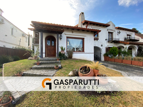 Casa En Venta En Aranjuez Country Club, 4 Dorm. Con Pileta!