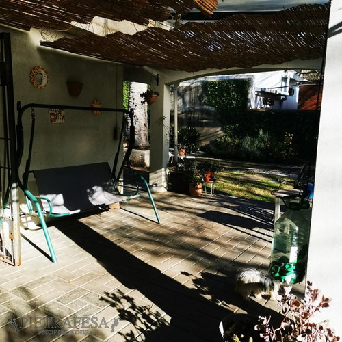 Imagen 19 de 22 de Casa En Venta, 4 Dormitorios, 2 Baños, Gran Fondo, Garaje, Verona, Carrasco Norte.
