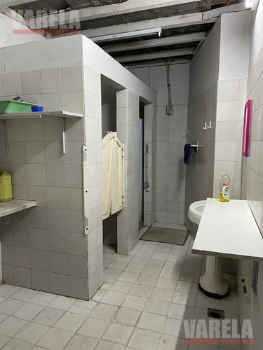 Imagen 21 de 21 de Ex Cine Continental Varios Usos 1200m² Cub. 2 Baños. Oficinas. Sótano. Piso1° Pullman. Escenario. Torre Publicitaria.