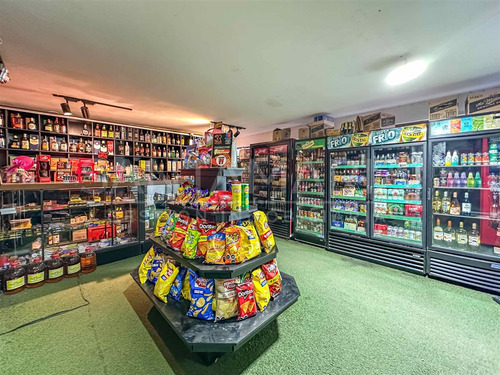 Venta Local Comercial Av. Cataluña, Concepción