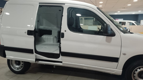 Imagen 25 de 25 de Citroen Berlingo Furgón Nafta 0km - Darc Citroen Autos