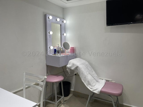 Local Comercial En Venta Ubicada En San Diego Carabobo 24-20641 Eloisa Mejia