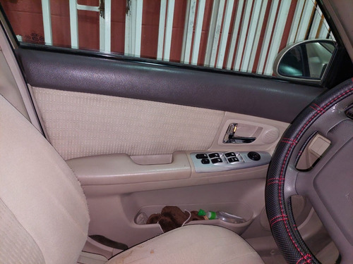 Imagen 3 de 8 de Kia Cerato