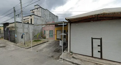 Casa En Venta , Col. Villa Otoch, Cancún, Benito Juárez, Remate Bancario -jmjc88