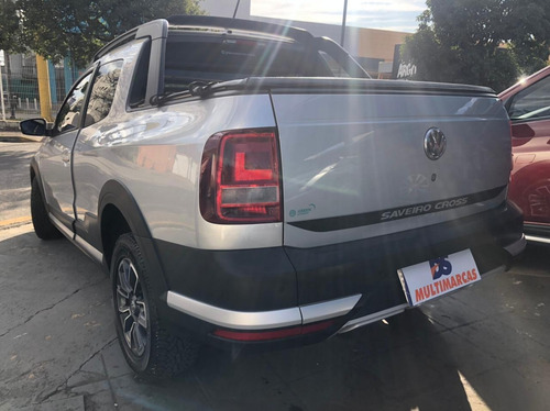 Imagem 9 de 15 de Volkswagen Saveiro 1.6 16v Cross Cab. Dupla Total Flex 2p-
