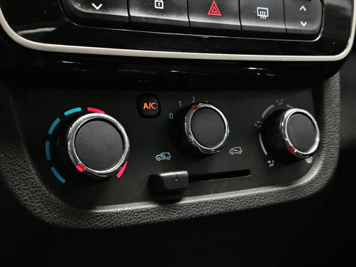 Renault Kwid 1.0 12V SCE FLEX INTENSE MANUAL
