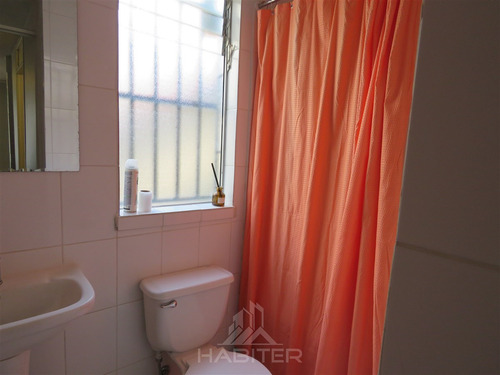 Casa En Arriendo De 2 Dorm. En Talca
