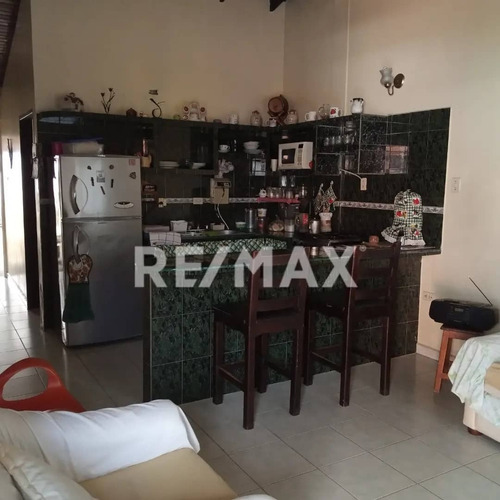 Imagen 5 de 7 de Casa En Oferta Urb El Rosal1 El Junco