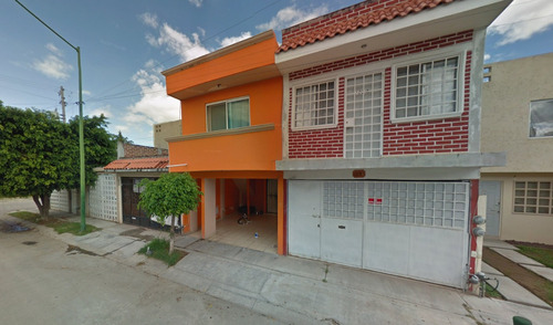 Casa En Fray Diego Ruiz. M.a.