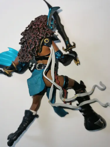Domina (verde) - Spawn Reborn Series 20 - Mcfarlane Toys