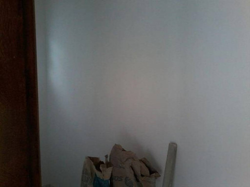 Imagem 7 de 30 de Imóvel Novo Tipo Casa Térrea Em Condominio Fechado Com Excelente Acabamento Com Azulejo Até O Teto Tanto Na Cozinha Como No Banheiro E Moldura De Gesso Nestes Dois Ambientes Janela De Alumínio Cor B