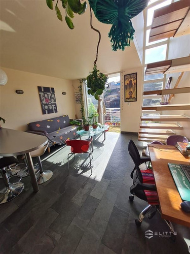 Imagen 10 de 29 de Departamento En Venta De 1 Dorm. En Valparaíso