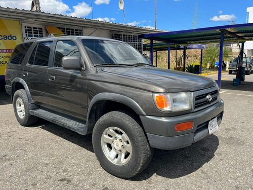 Imagen 2 de 16 de Toyota 4runner