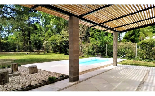 Hermosa Casa A La Venta En Barrio Parque El Cazador