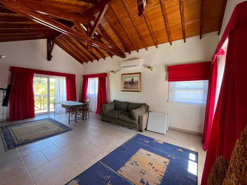 Chalet De Categoría En Country Club Los Cardales