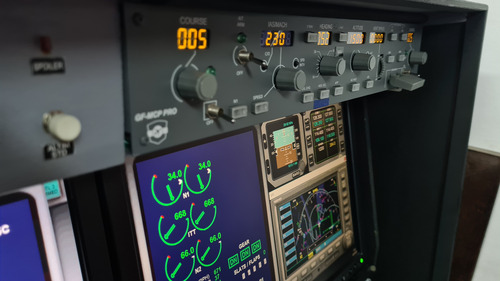 Simulador De Vuelo Para Pilotos Y Alumnos - Orientado A Jets Negro (Usado)