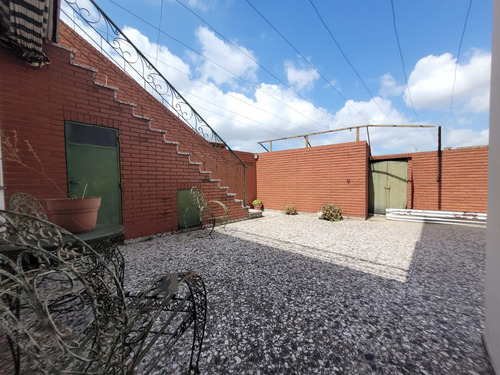 Venta Casa Planta Alta 4 Ambientes- Sarandi