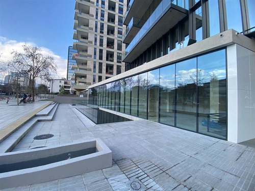 Arriendo Local Comercial En Vitacura 313m2