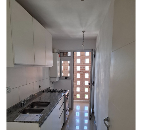 Depto. Venta De 1 Dormitorio Usd 57.000. Barrio Guemes.