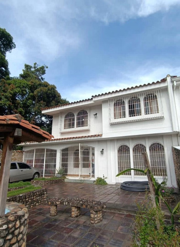 Casa En Urb. Avenida Sucre