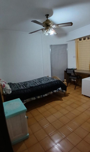 Departamento 2 Dormitorios Se Vende. Ideal Para Inversión En Santa Fe