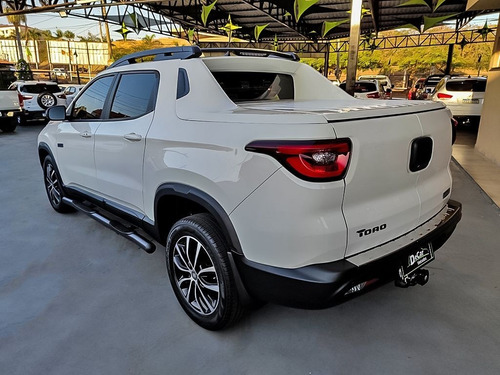 Imagem 4 de 15 de Fiat Toro 2.0 16v Turbo Ultra 4wd 2020