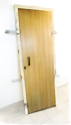 Oferta! Puerta Reja Metal Entamborada Con Cerraduras (Usado)