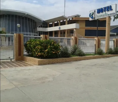 Hotel y resort en venta
