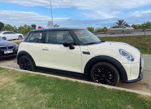 Imagen 16 de 22 de Mini Cooper Cooper Essential 1.5 Manual