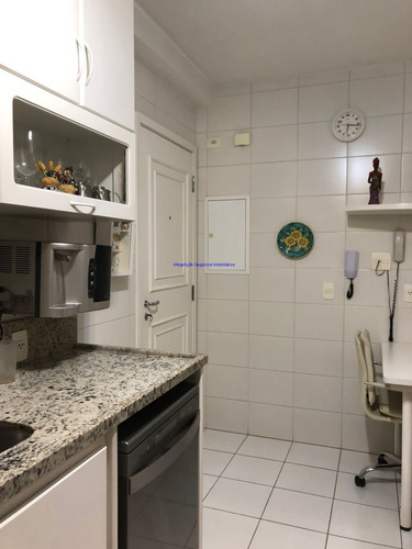 Imagem 27 de 29 de Apartamento 117m², 03 Dormitórios (sendo 01 Suíte), 02 Banheiros E 02 Vagas Na Garagem. Condomínio Com Portaria, Segurança 24hrs, Piscina, Academia. - 21120302 - 70370106